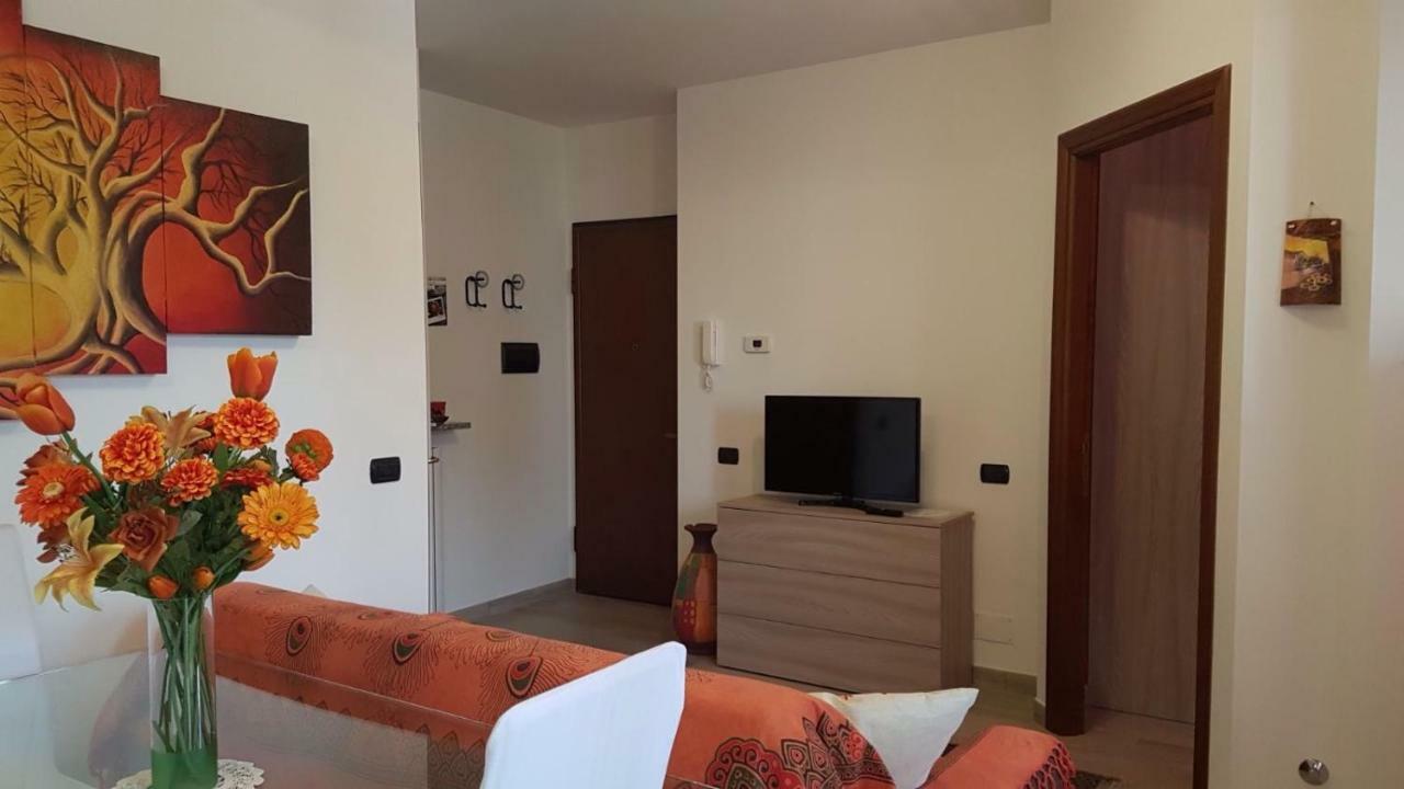 Accogliente Bilocale Apartment Novara Luaran gambar